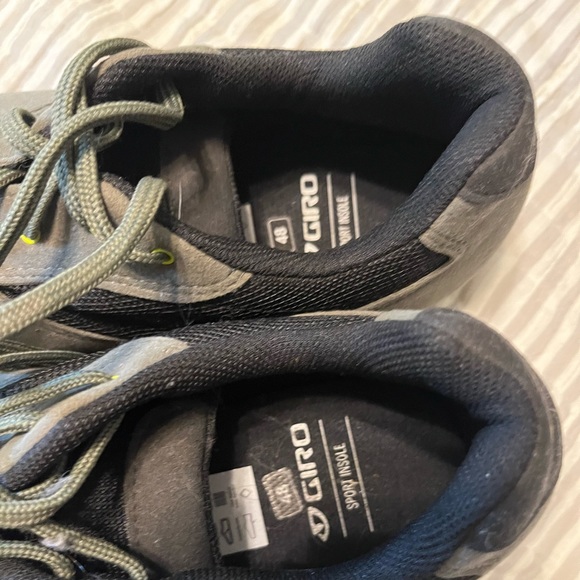 Men’s Cycling 🚴♂️ Shoes - Picture 5 of 5